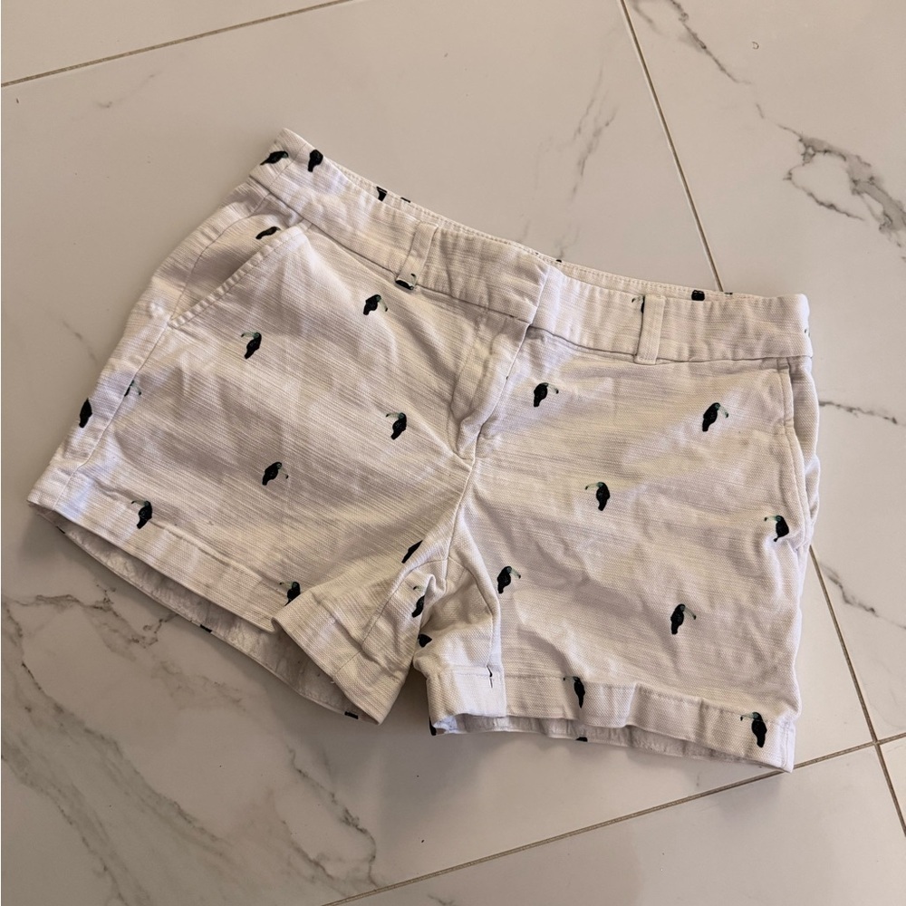 Loft White Shorts with Black Pattern Size 6